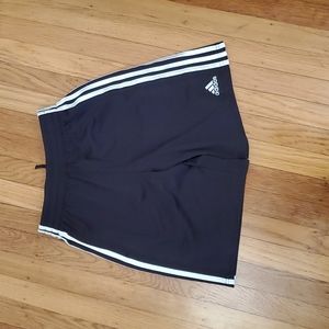 Boys Adidas Shorts - Size Youth M